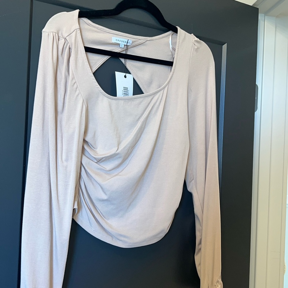 Open back, rouched side nude top
